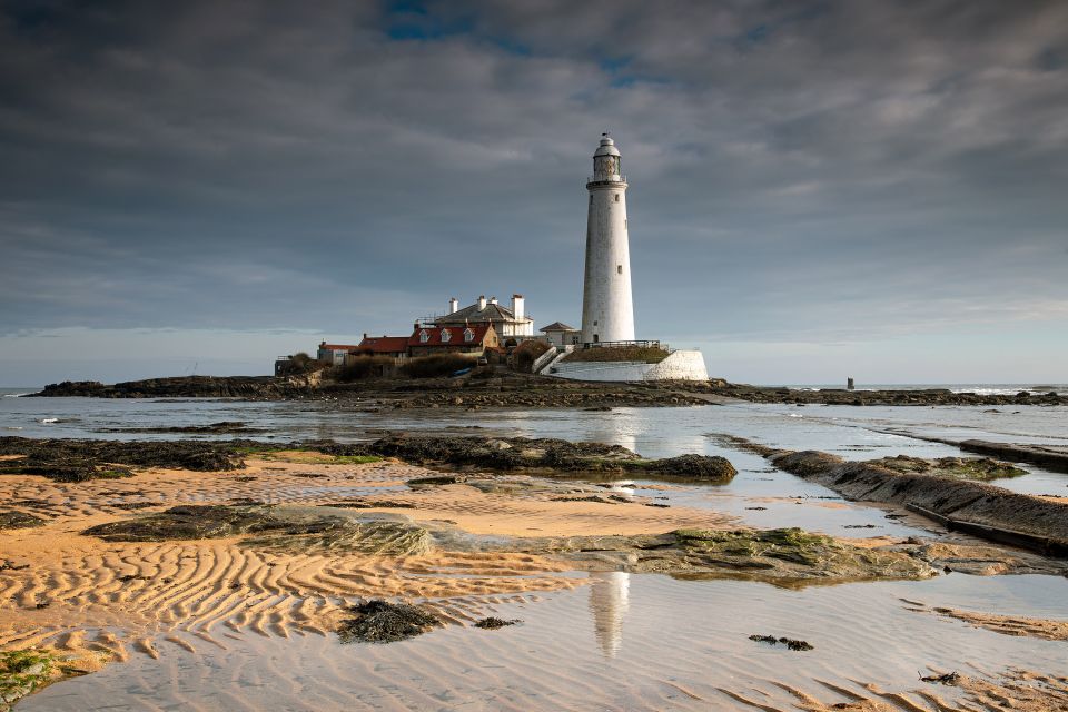 St Mary's Lighthouse in Whitley Bay, Northumberland - Martin Lawrence