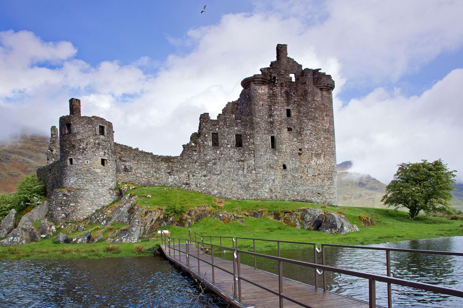 Kilchurn Castle on the shores of Loch Awe