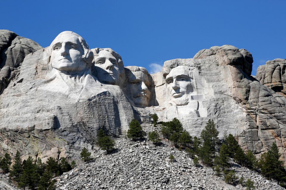 Mount Rushmore National Memorial - Martin Lawrence